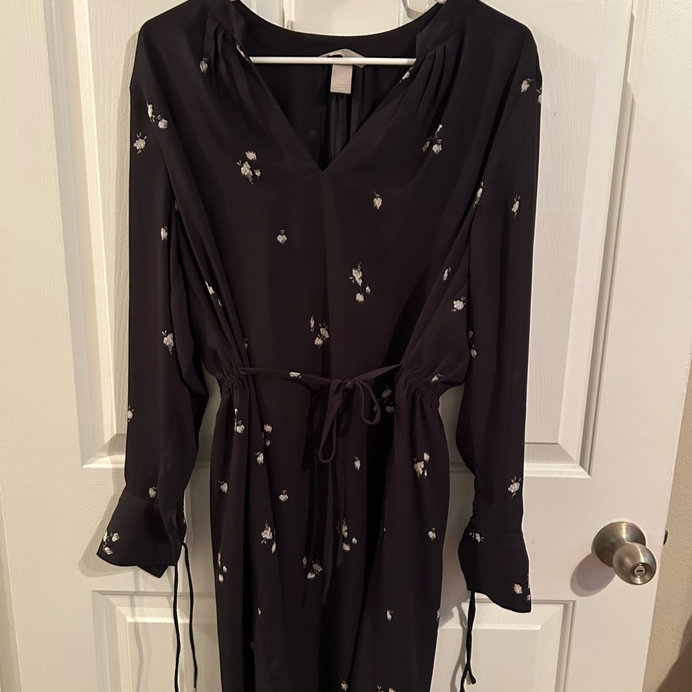 H&M Black and White Ruffled Smocked Sundress